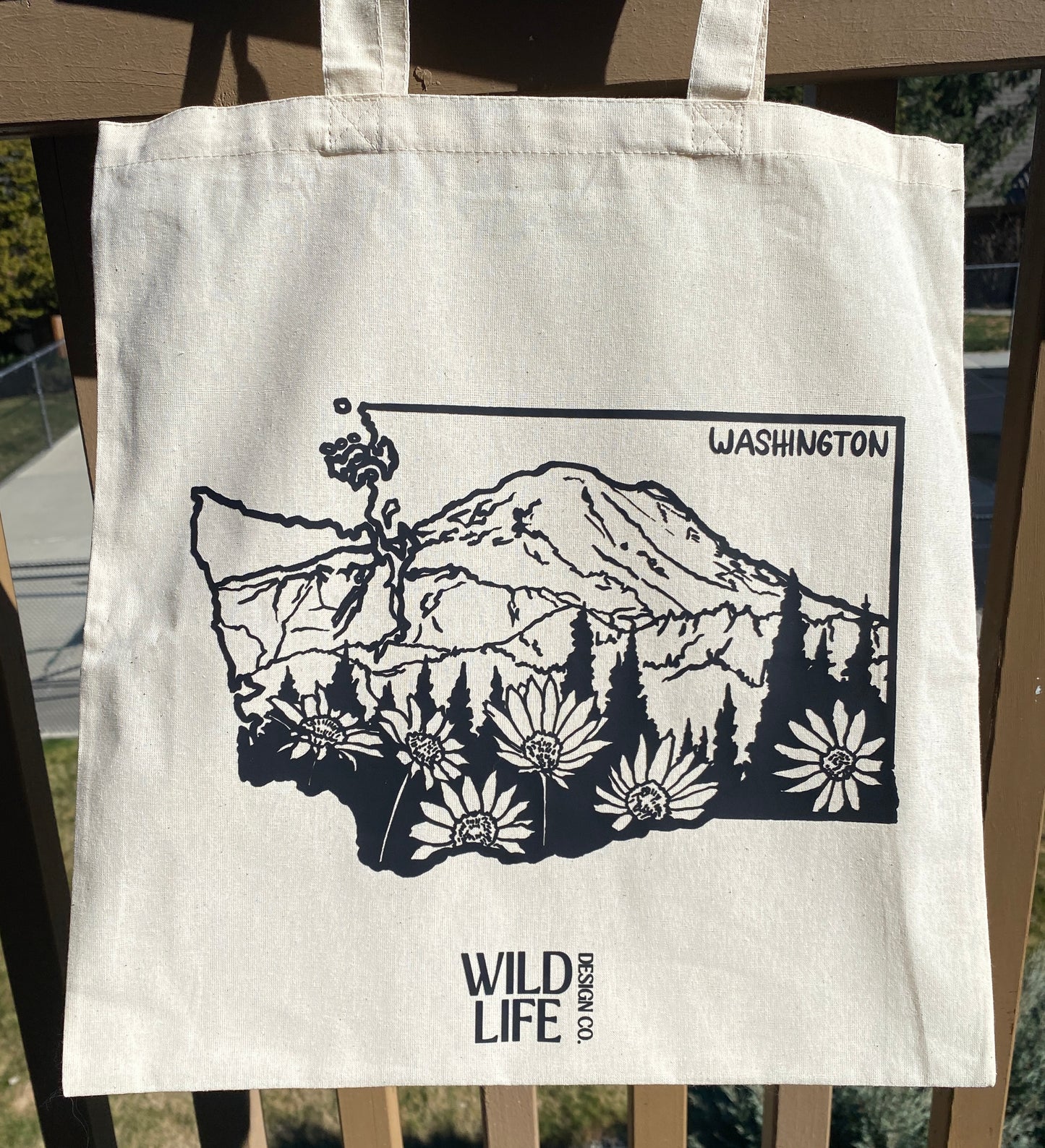 Washington State - Mt. Rainier - Tote Bag